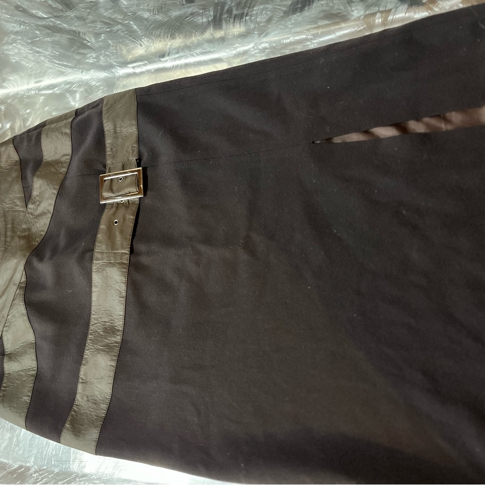 Elegant Black Skirt with Buckle Detail Martine douvier elegant side slit